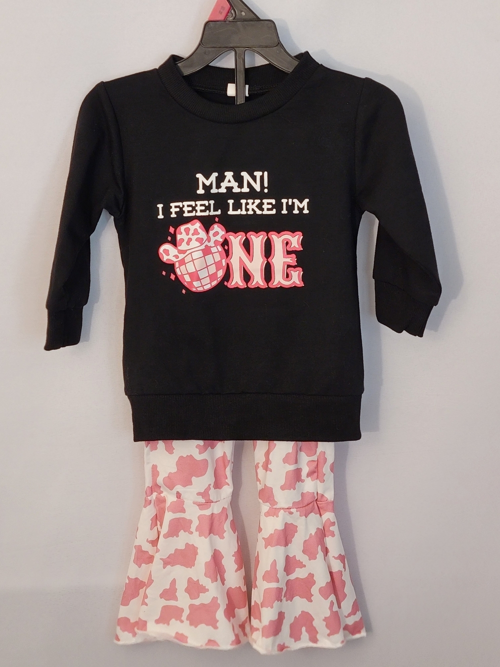 NWOT Amazon Kids Pullover with Pink Patterned Flared Pants Size 18-24